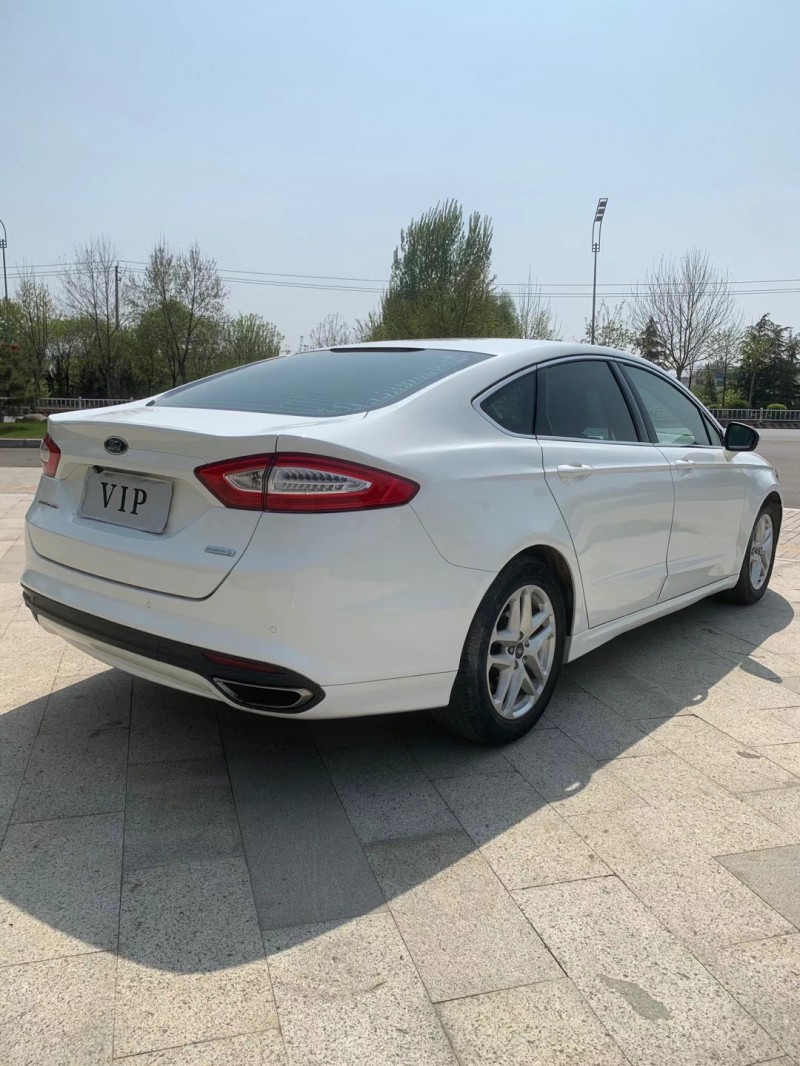 枣庄16年福特蒙迪欧9