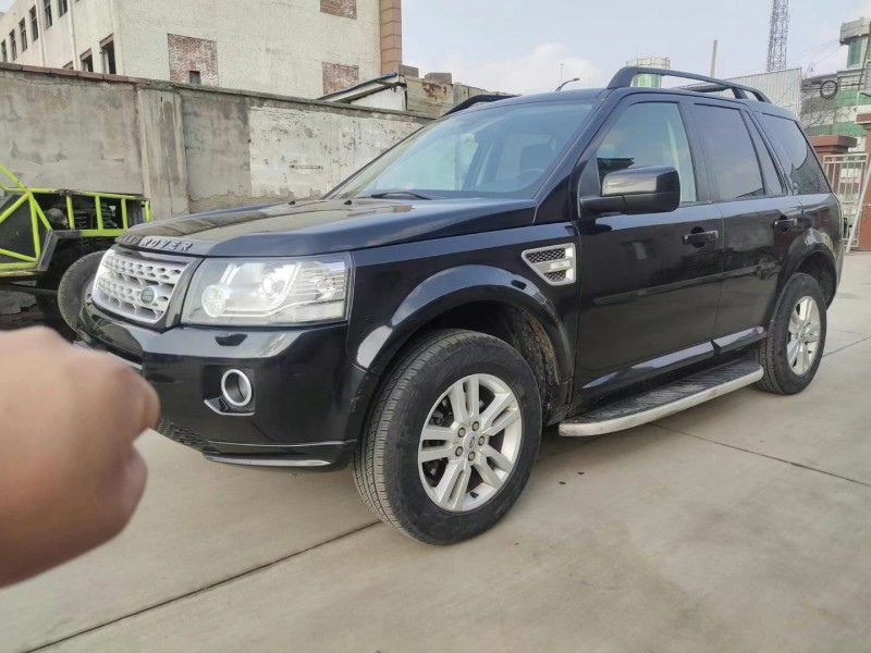 武汉13年路虎发现25