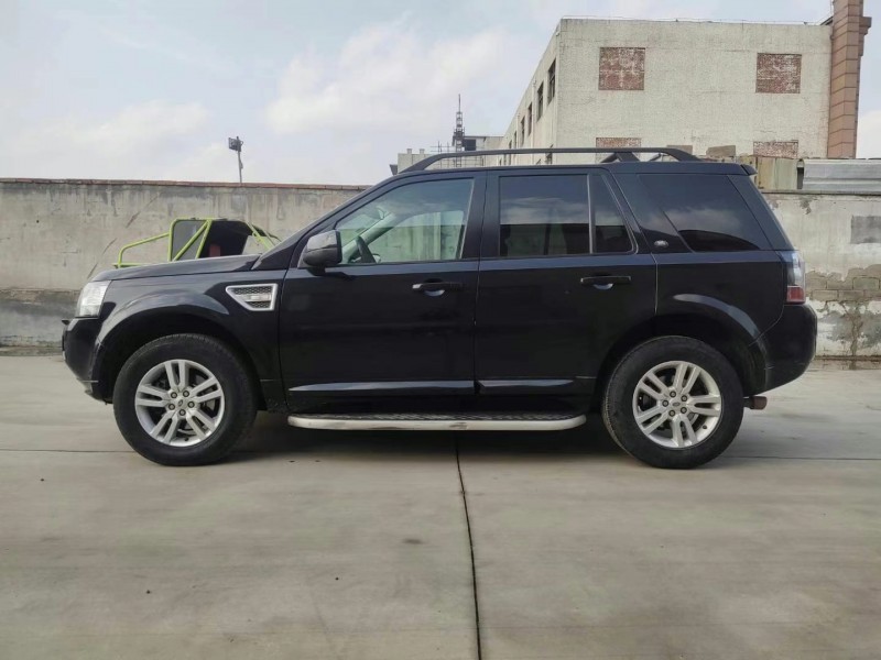 武汉13年路虎发现24