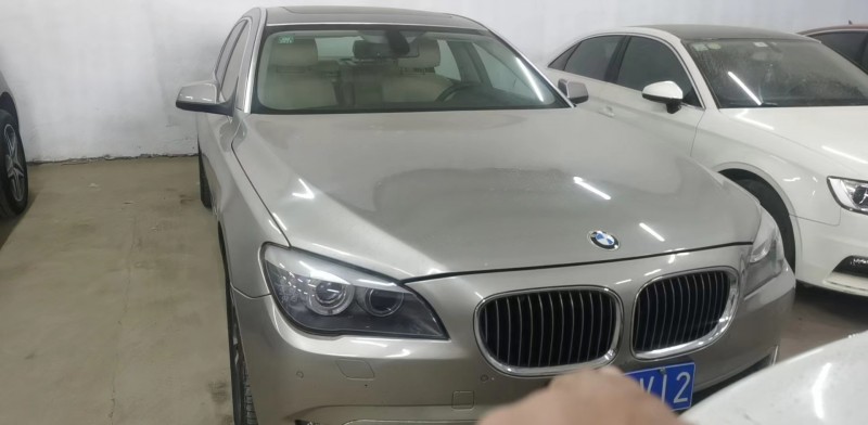 保定10年宝马7系1