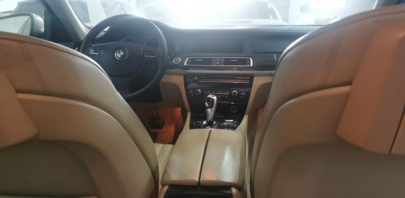 保定10年宝马7系3