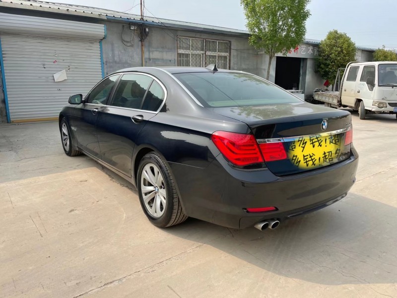 保定11年宝马7系6