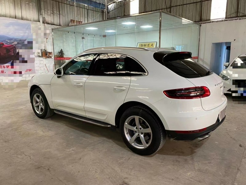 南寧15年保時捷Macan3