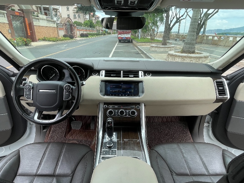 佛山18年路虎揽胜运动2