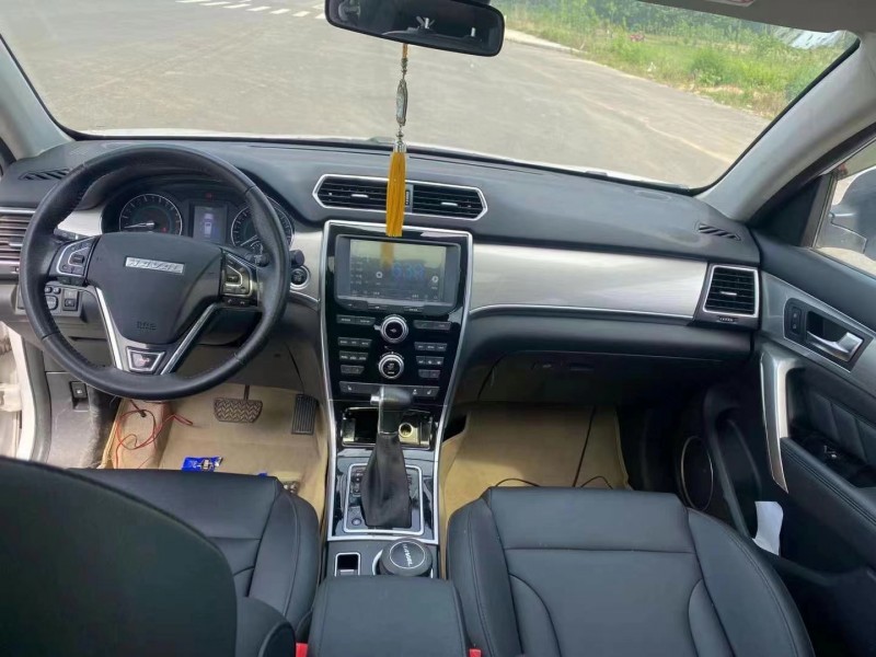 武汉16年哈弗H26