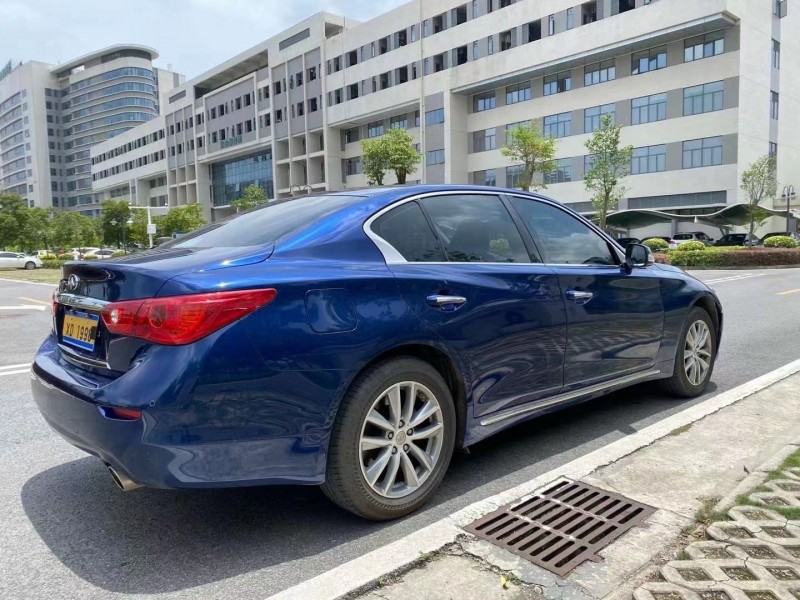 中山17年英菲尼迪Q50L7