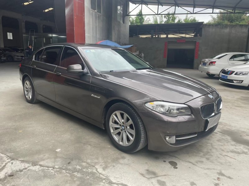 成都12年宝马5系7