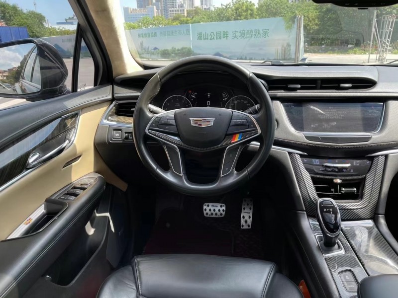 广州18年凯迪拉克XT57