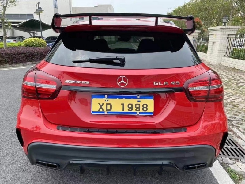 中山18年奔驰GLA AMG7