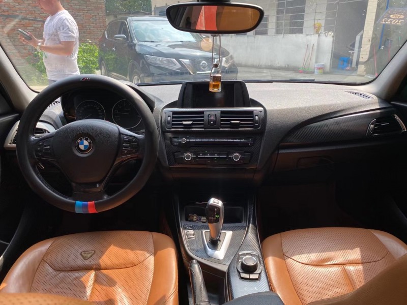 成都12年宝马1系5