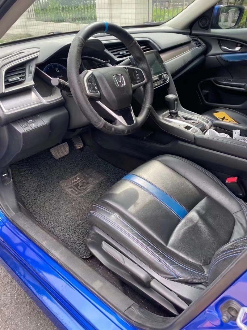 中山16年本田思域9