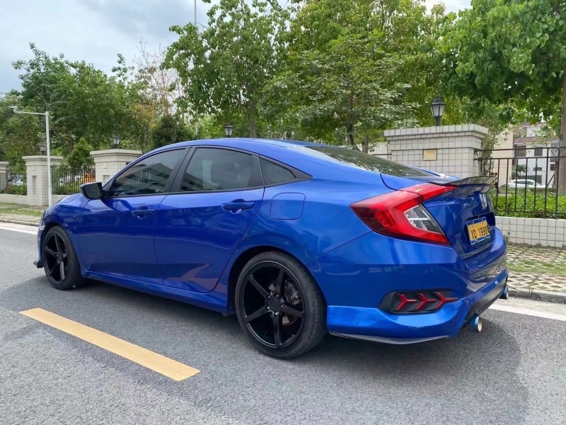 中山16年本田思域8