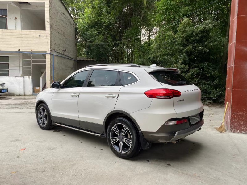 成都16年獵豹汽車CS102