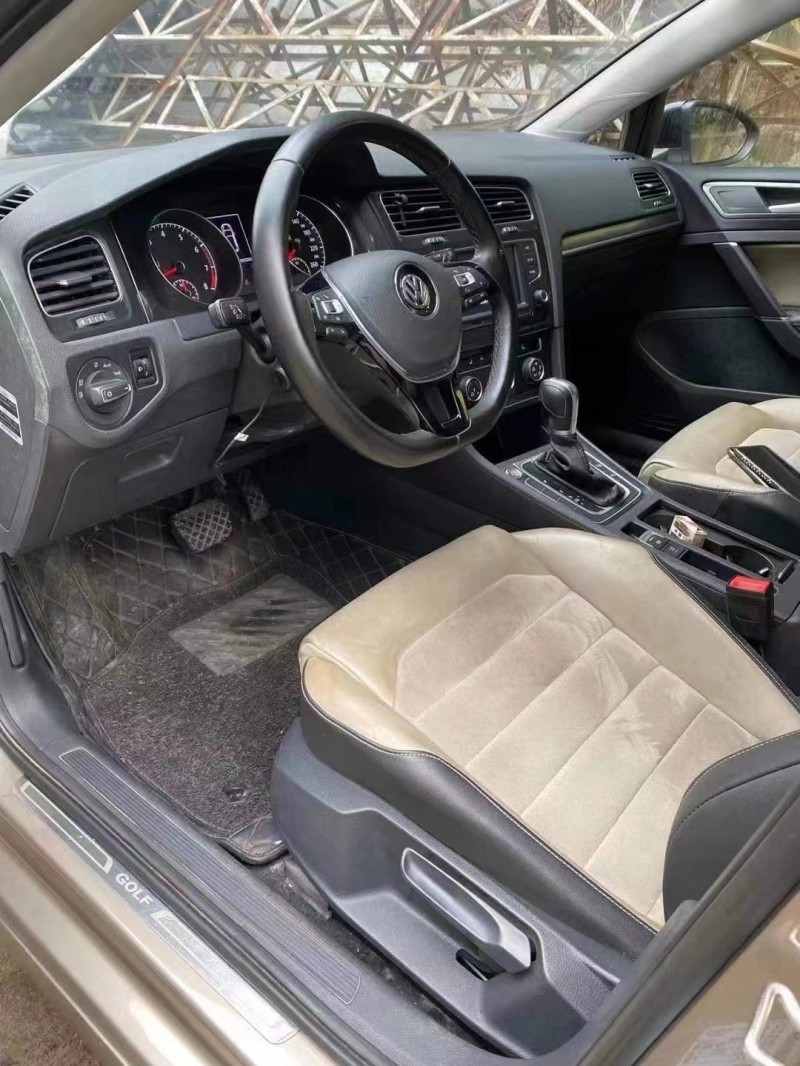 中山17年大众高尔夫8