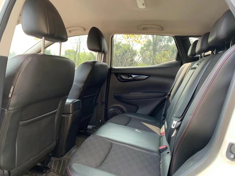 广州18年日产逍客5