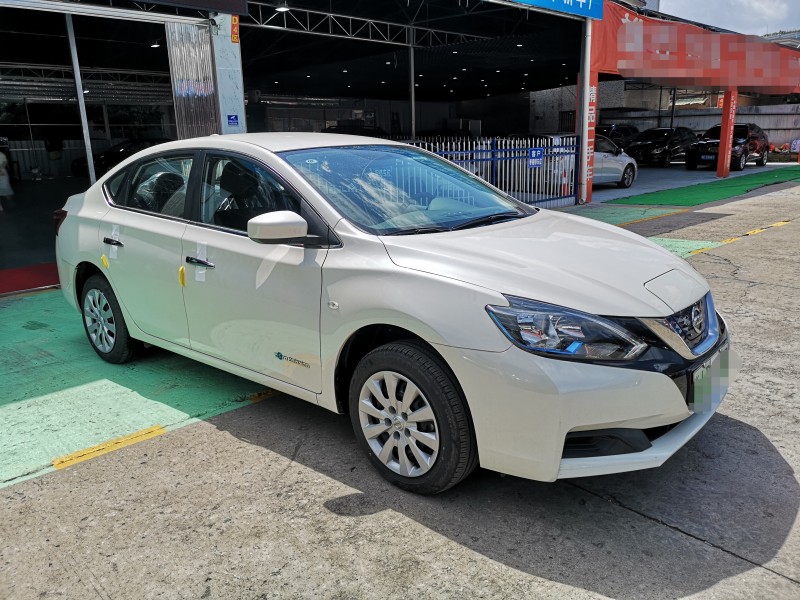 佛山21年日产轩逸7