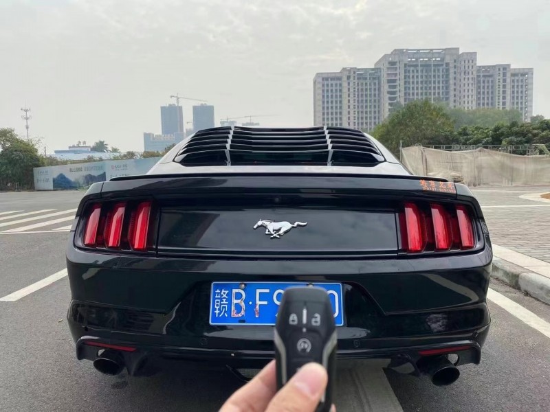 广州15年福特野马3