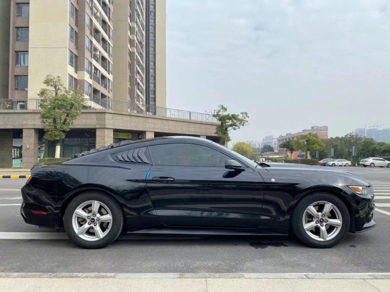 广州15年福特野马1