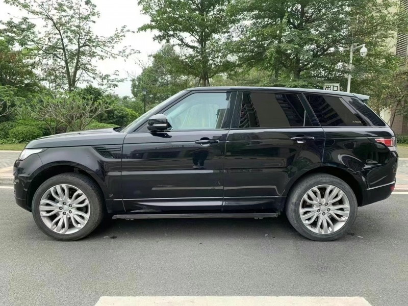 广州17年路虎揽胜运动3