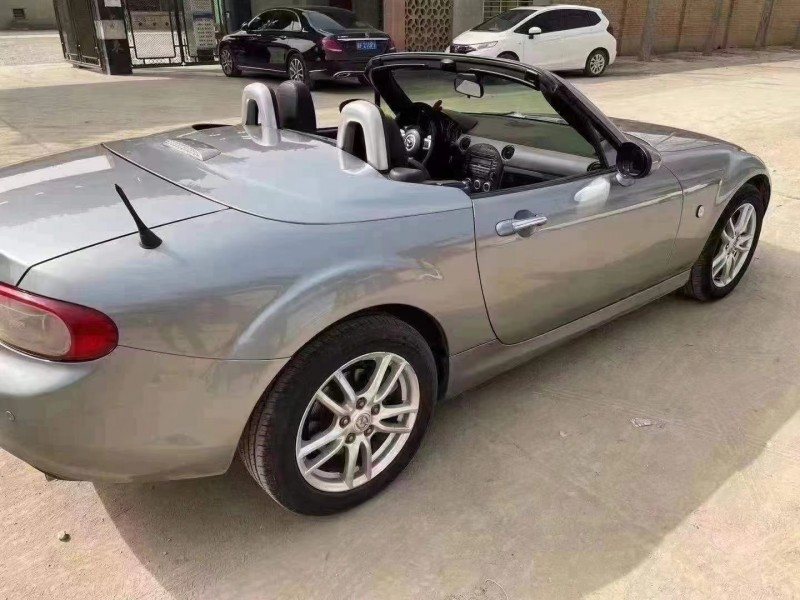 保定10年馬自達MX-55