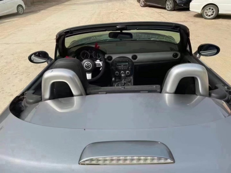 保定10年馬自達MX-53