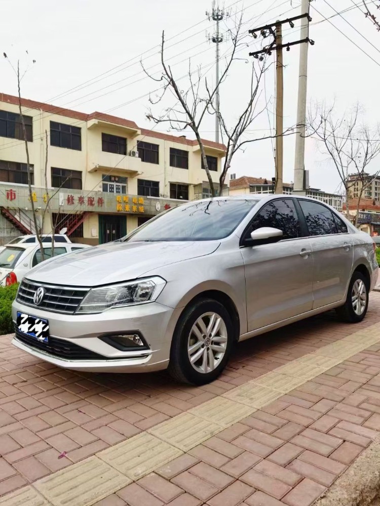 青岛17年大众捷达6