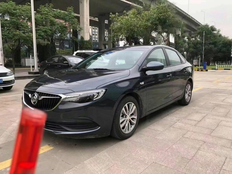 武汉20年别克英朗2