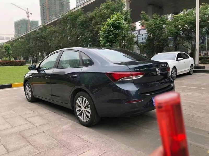 武汉20年别克英朗6