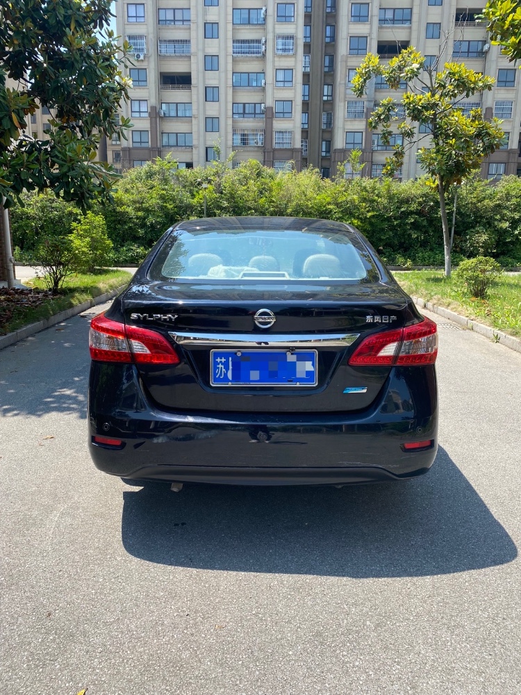 泰州13年日产轩逸6