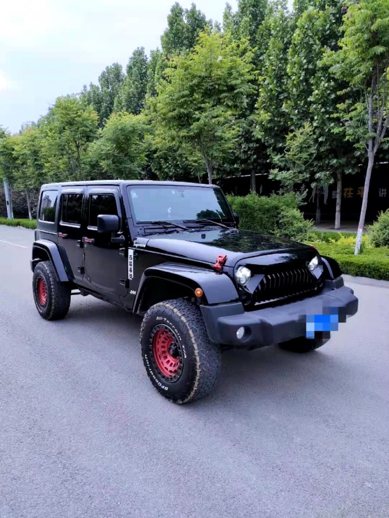 聊城17年Jeep牧馬人7