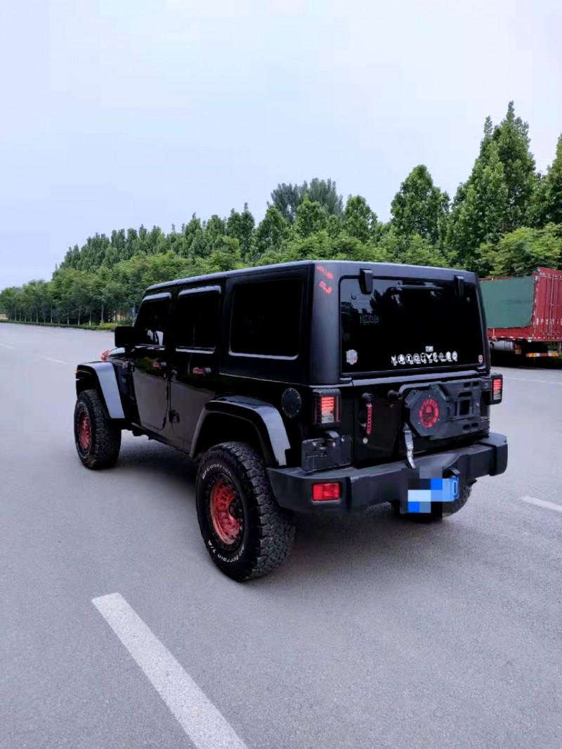 聊城17年Jeep牧馬人5