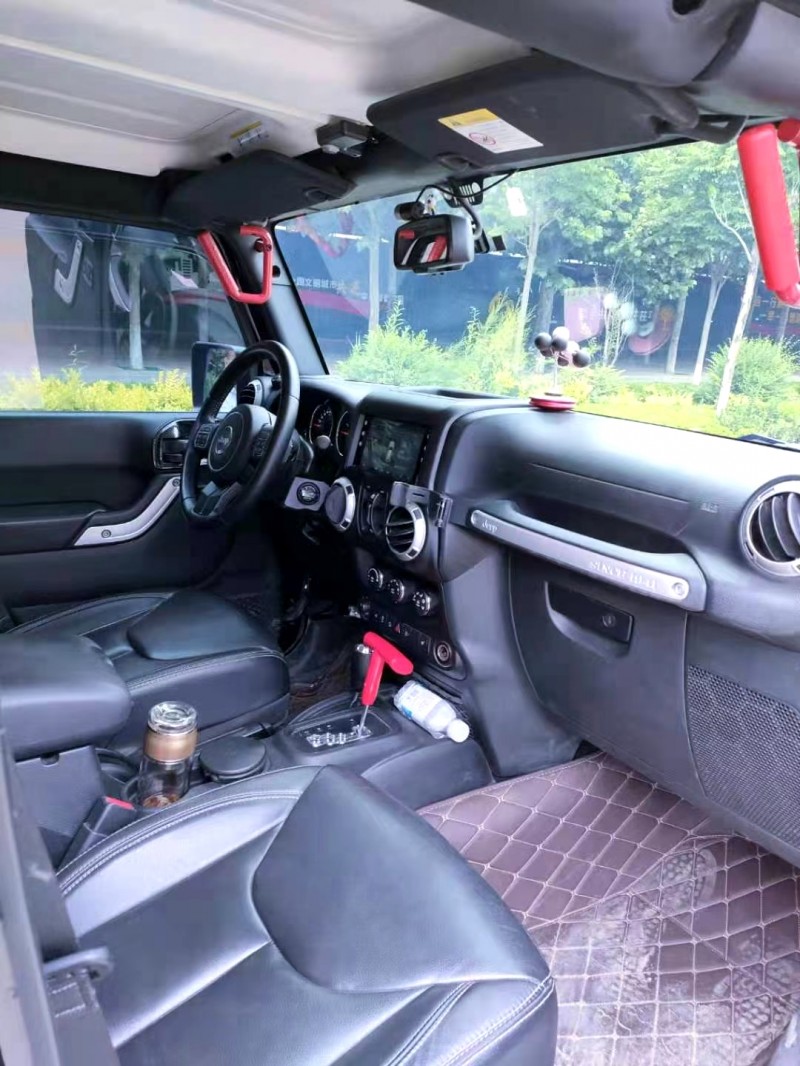 聊城17年Jeep牧馬人2