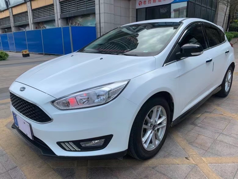 中山16年福特福克斯3