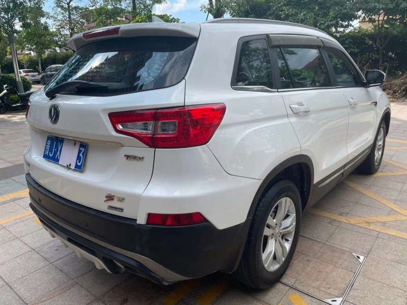 中山17年长安汽车CS756