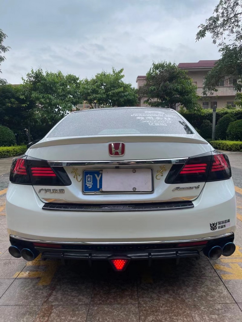 中山17年本田雅阁2
