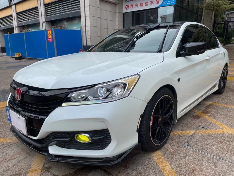 中山17年本田雅阁3