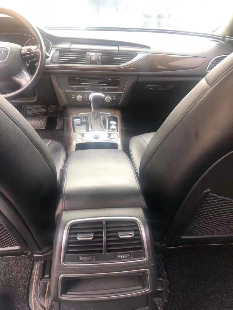 武汉15年奥迪A6L7