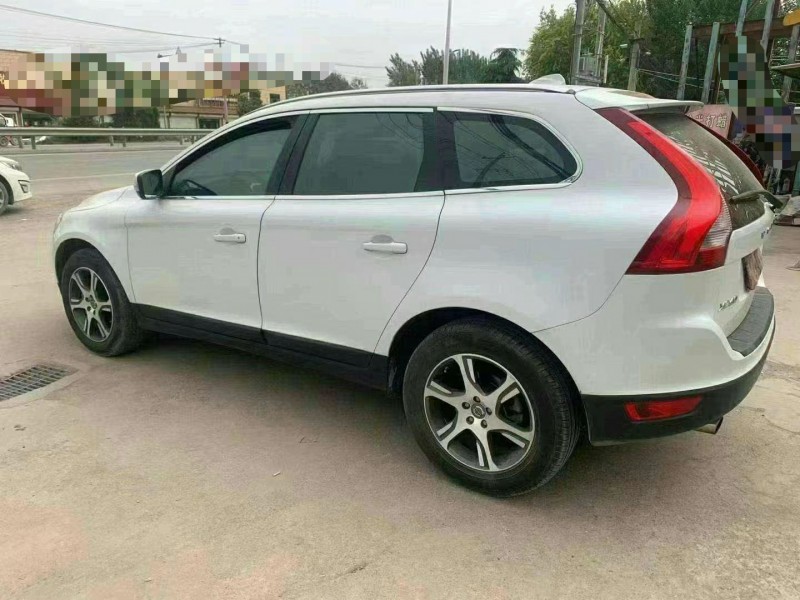 北京12年沃爾沃XC606