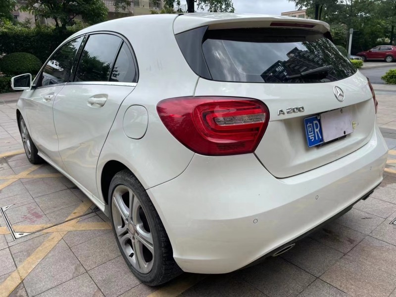 中山15年奔驰A5