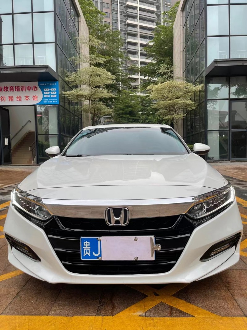 中山19年本田雅阁1