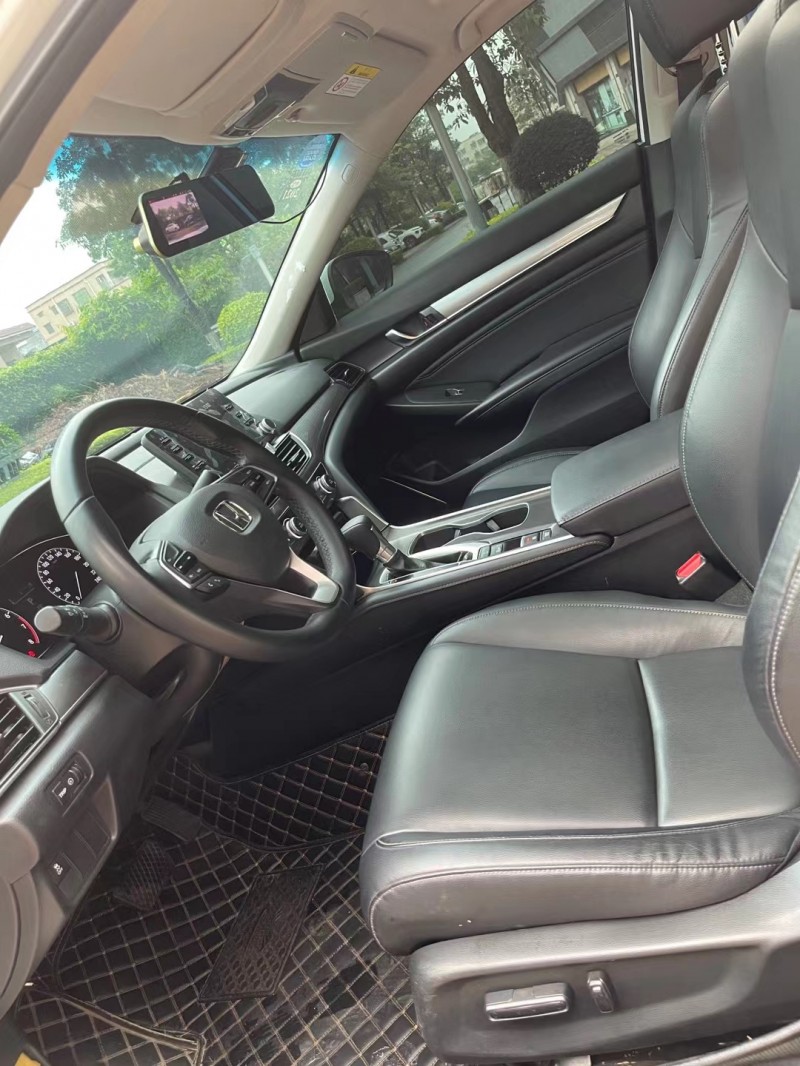 中山19年本田雅阁7