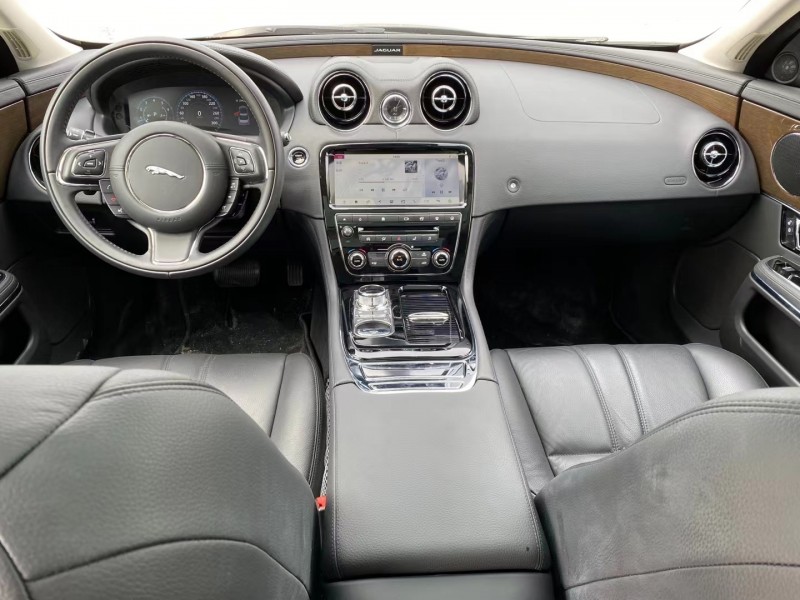 廣州20年捷豹XJ6