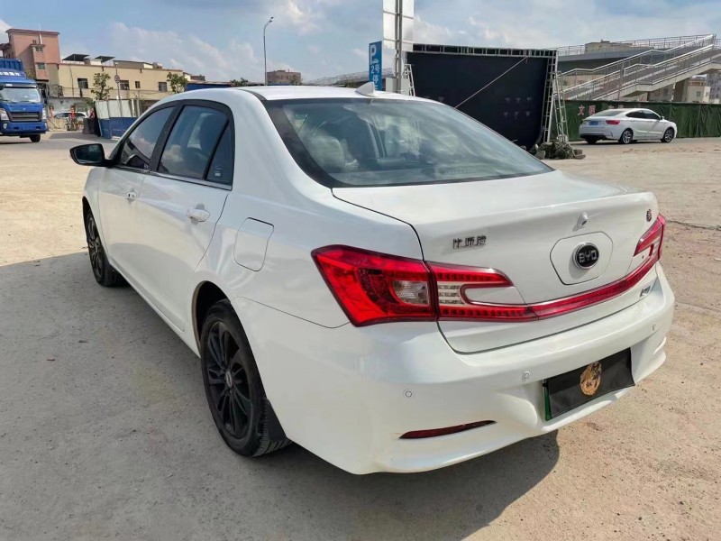 广州抵押车15年比亚迪秦出售