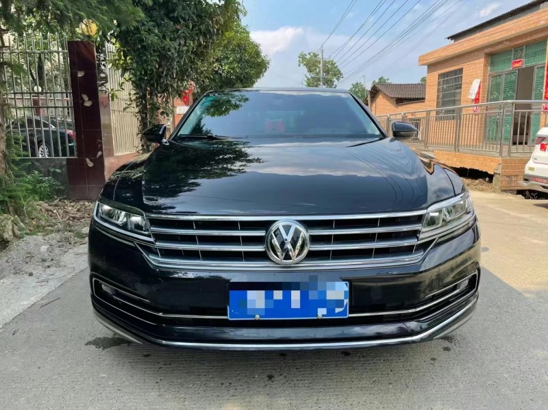 益阳19年大众辉昂8