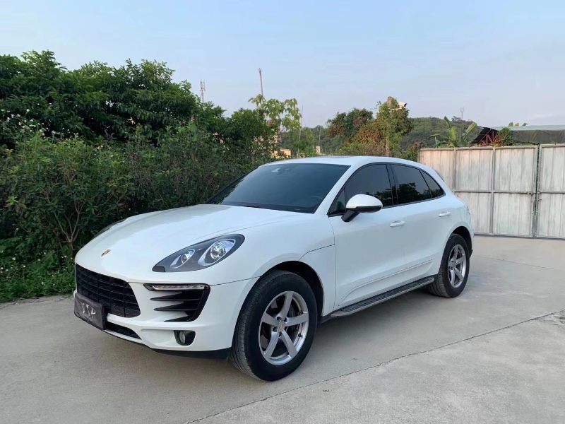 佛山16年保时捷Macan7