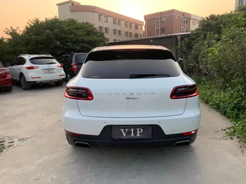 佛山16年保时捷Macan2