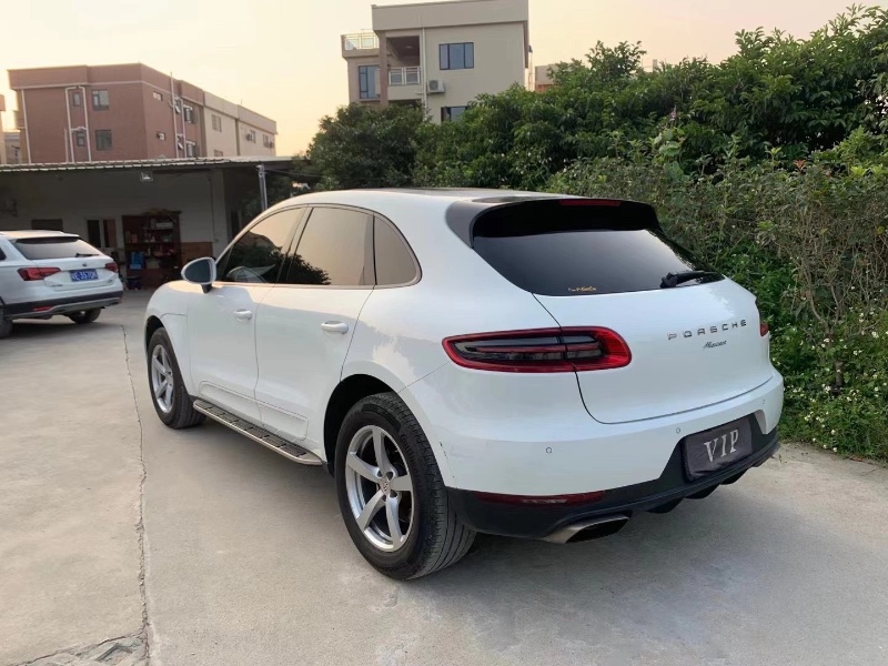 佛山16年保时捷Macan1