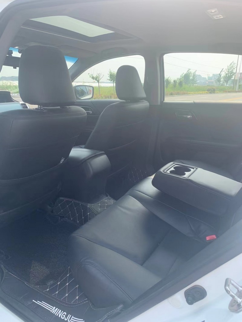 徐州16年本田雅阁2