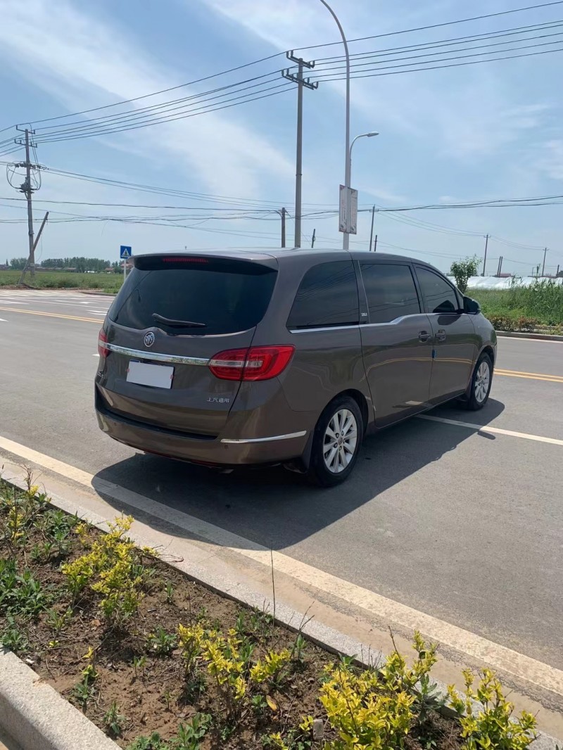 徐州16年别克GL85