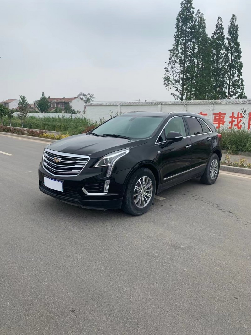 宿迁17年凯迪拉克XT52